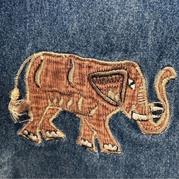Denim Zoo Animal Artsy Boho Embroidered Women’s Shirt Size M - Picture 5 of 8